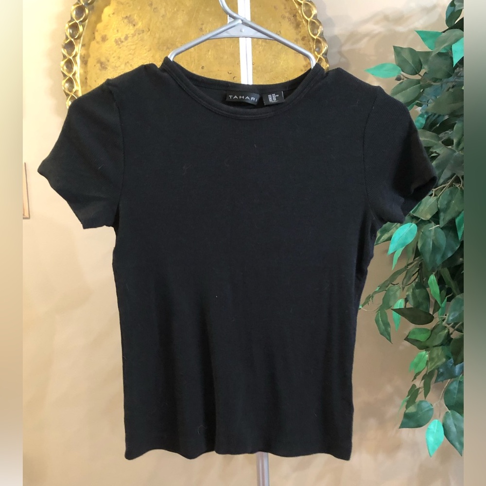 Black tee shirt